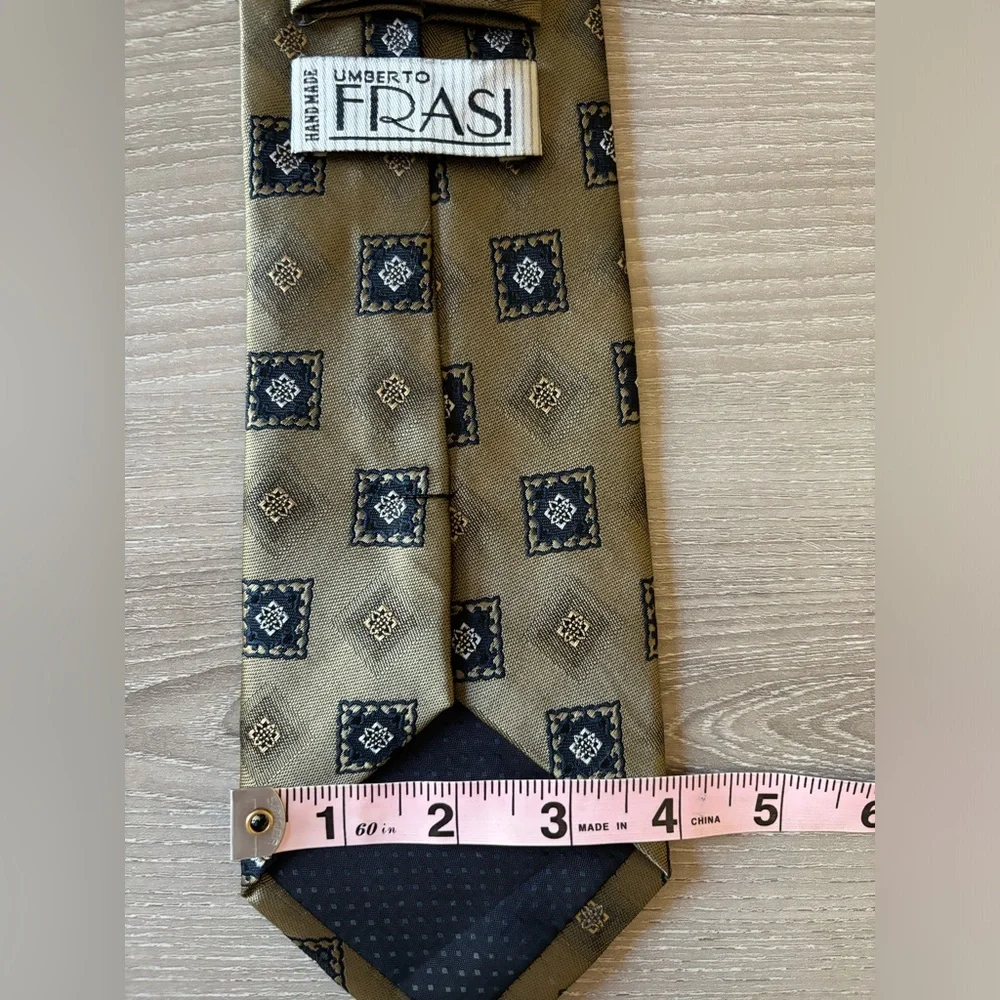 Vintage Umberto Frasi Dark‎ Gold Black Detailed Necktie 59”X4